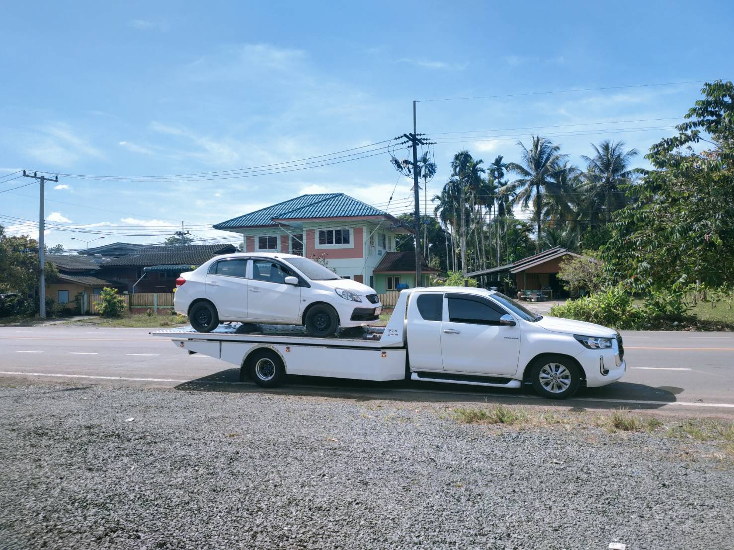 14 - https://uancarslideon24hours.com | บริการรถยก รถสไลด์ รถลากจูง บริการตลอด 24 ชั่วโมง บริการรวดเร็ว ราคาถูก