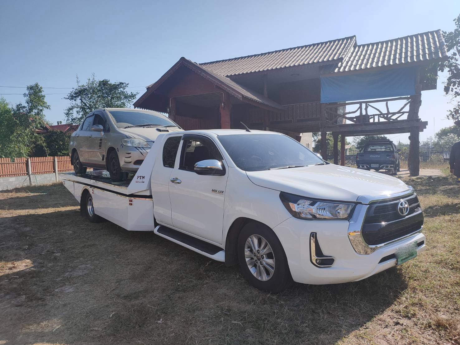 21 - https://uancarslideon24hours.com | บริการรถยก รถสไลด์ รถลากจูง บริการตลอด 24 ชั่วโมง บริการรวดเร็ว ราคาถูก