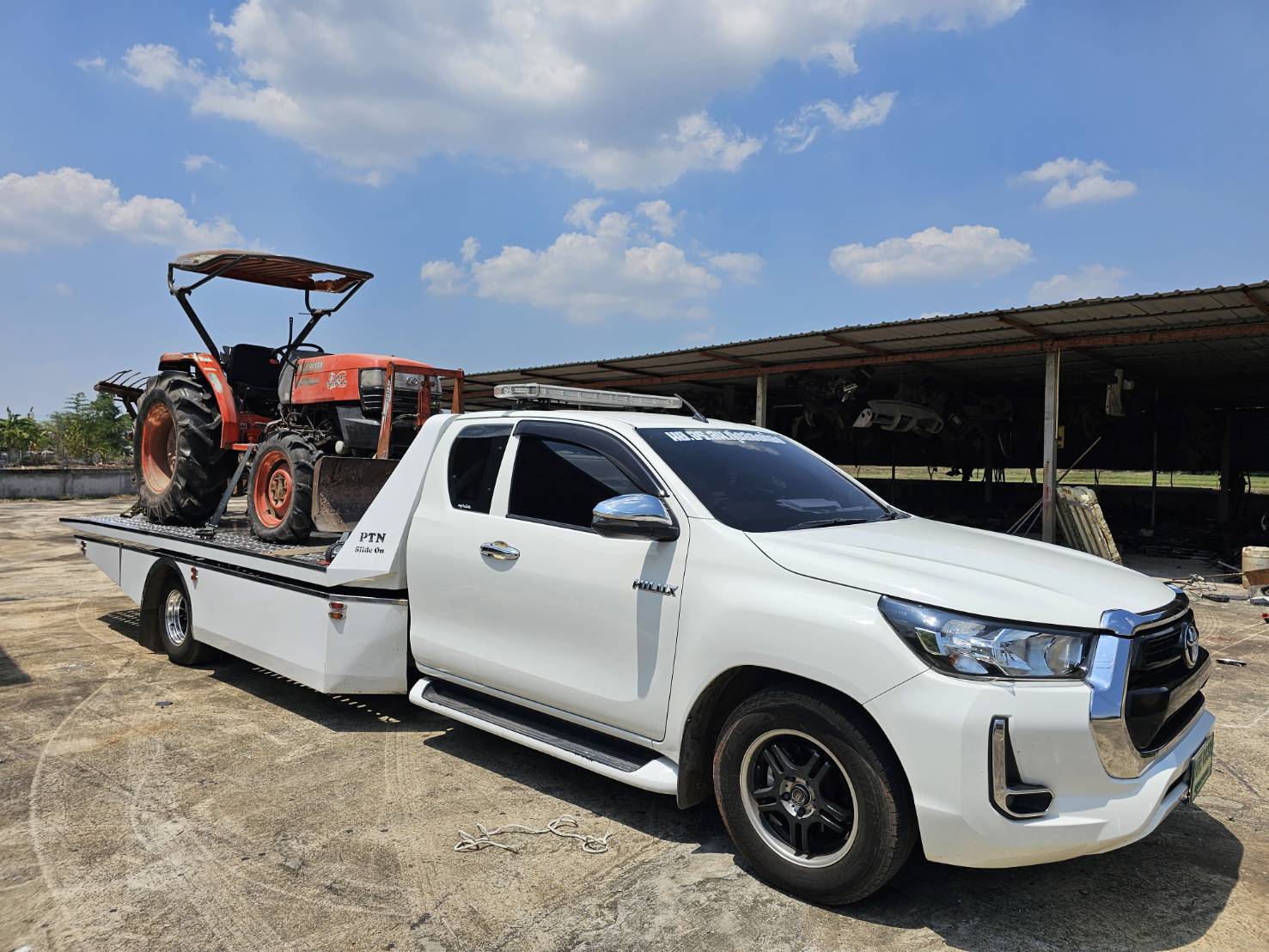 37 - https://uancarslideon24hours.com | บริการรถยก รถสไลด์ รถลากจูง บริการตลอด 24 ชั่วโมง บริการรวดเร็ว ราคาถูก